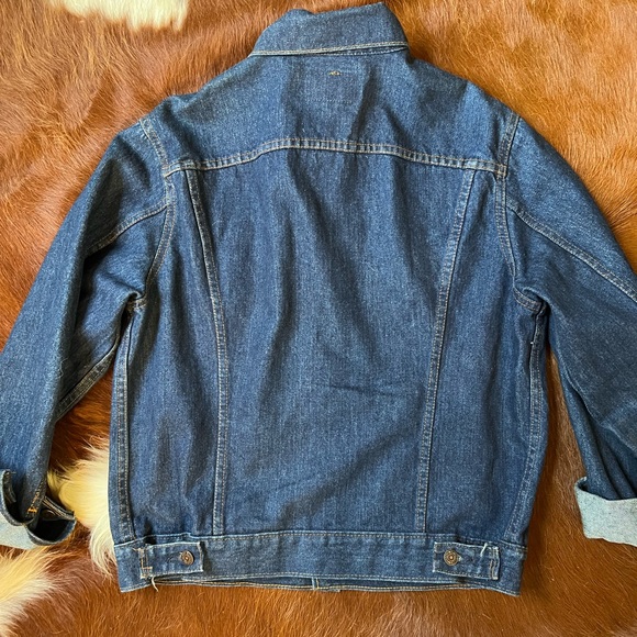 Y2K Levi’s Trucker Denim Jacket - Picture 4 of 4